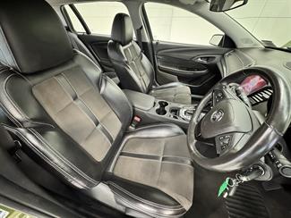 2015 Holden Commodore - Thumbnail