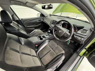 2015 Holden Commodore - Thumbnail