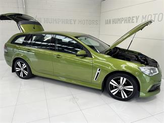 2015 Holden Commodore - Thumbnail
