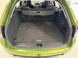 2015 Holden Commodore - Thumbnail