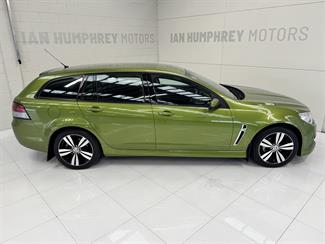 2015 Holden Commodore - Thumbnail