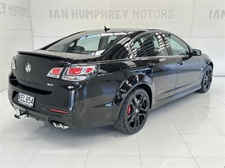 2016 Holden Commodore - Thumbnail