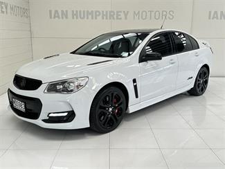 2017 Holden Commodore - Thumbnail