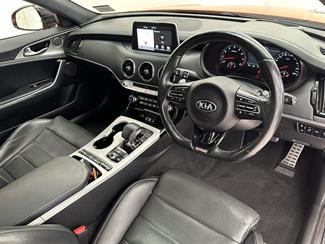 2020 Kia Stinger - Thumbnail