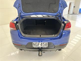 2016 Holden Commodore - Thumbnail