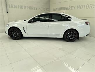 2017 Holden Commodore - Thumbnail