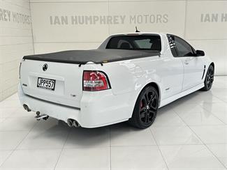 2016 Holden Commodore - Thumbnail
