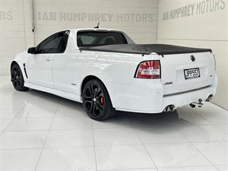 2016 Holden Commodore - Thumbnail
