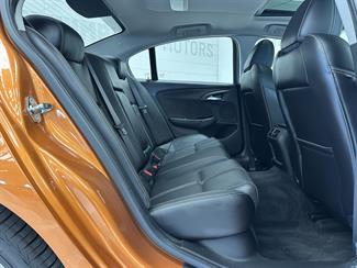 2018 Holden Commodore - Thumbnail