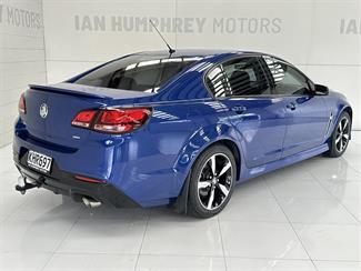 2017 Holden Commodore - Thumbnail