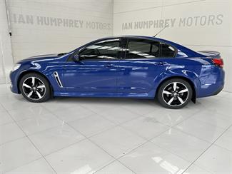 2017 Holden Commodore - Thumbnail