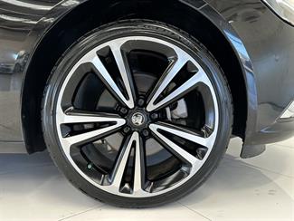 2019 Holden Commodore - Thumbnail