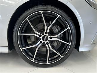 2018 Holden Commodore - Thumbnail