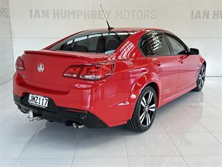 2015 Holden Commodore - Thumbnail