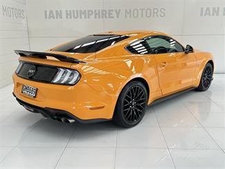 2019 Ford Mustang - Thumbnail