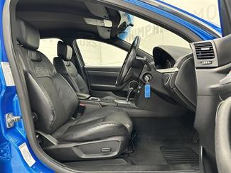 2010 Holden Commodore - Thumbnail