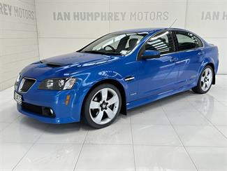 2010 Holden Commodore - Thumbnail