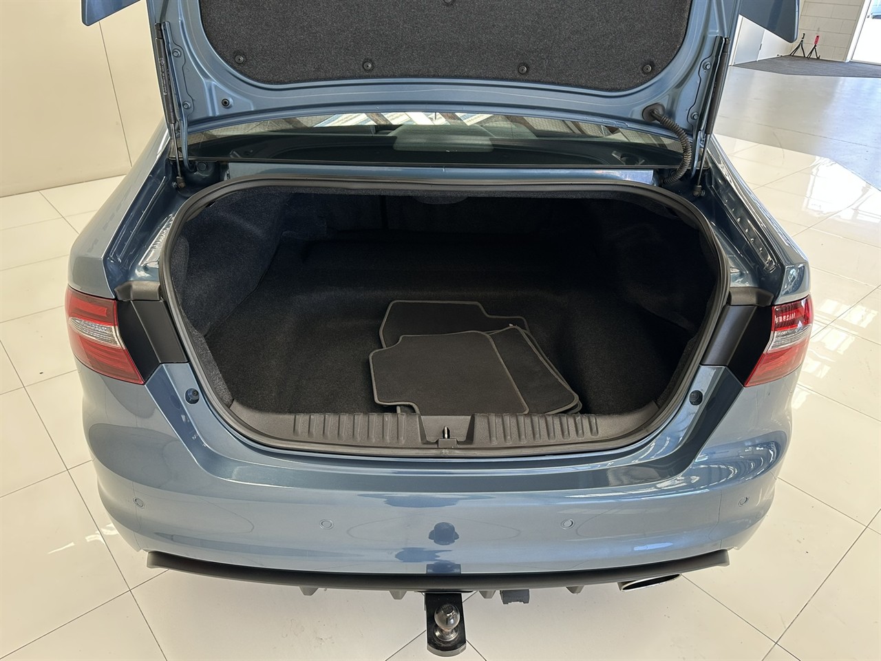 2016 Ford Falcon