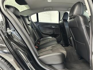 2016 Holden Commodore - Thumbnail