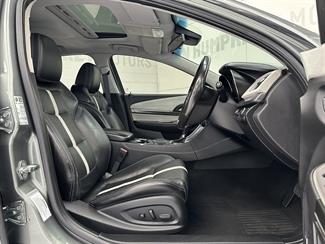 2014 Holden Commodore - Thumbnail