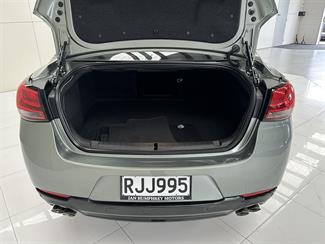 2014 Holden Commodore - Thumbnail