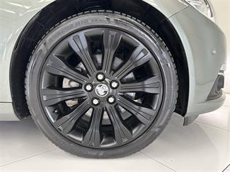 2014 Holden Commodore - Thumbnail