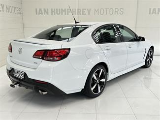 2017 Holden Commodore - Thumbnail