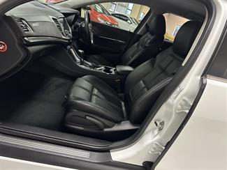 2016 Holden Commodore - Thumbnail
