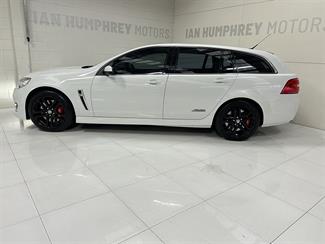 2016 Holden Commodore - Thumbnail