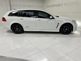 2016 Holden Commodore - Thumbnail