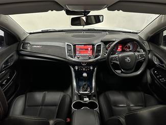 2016 Holden Commodore - Thumbnail