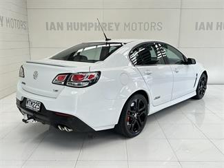 2016 Holden Commodore - Thumbnail