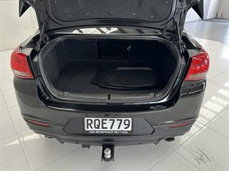 2013 Holden Commodore - Thumbnail