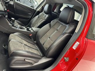 2015 Holden Commodore - Thumbnail