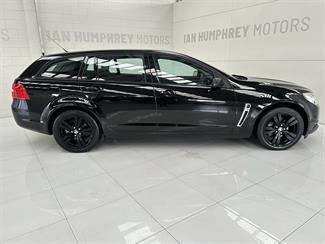 2017 Holden Commodore - Thumbnail