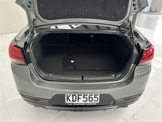 2016 Holden Commodore - Thumbnail