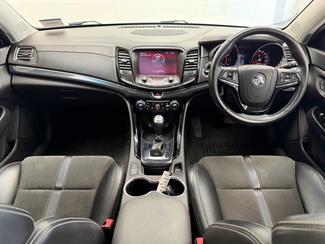 2016 Holden Commodore - Thumbnail