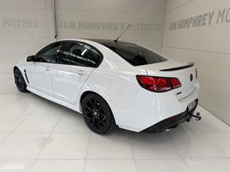 2016 Holden Commodore - Thumbnail