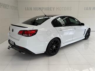 2016 Holden Commodore - Thumbnail